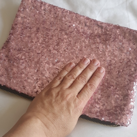 Handbag - Picture 3 of 3